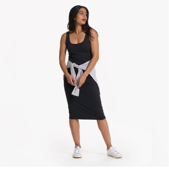 Vuori Halo Essential Dress
Women's DreamKnit Dress HEATHERED BLACK SIZE LARGE - Picture 7 of 13